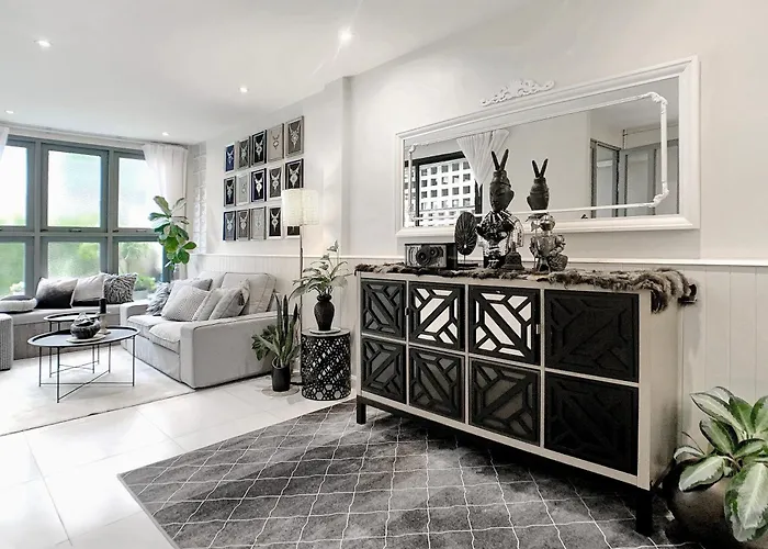 Kit-ti's Art - Modern Classic 3br Townhome In Sukhumvit