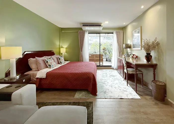Kit-ti's Art - Modern Classic 3br Townhome In Sukhumvit Bangkok